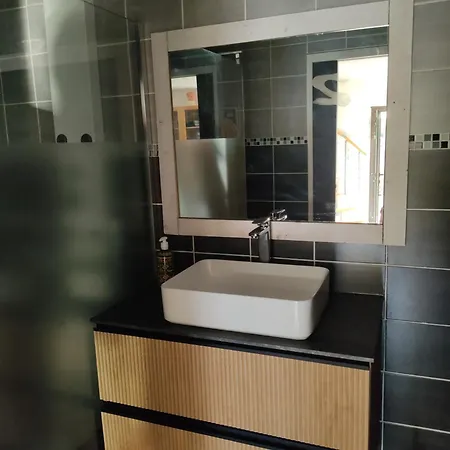 Nyaraló Maison En Centre Au Calme La Ciotat