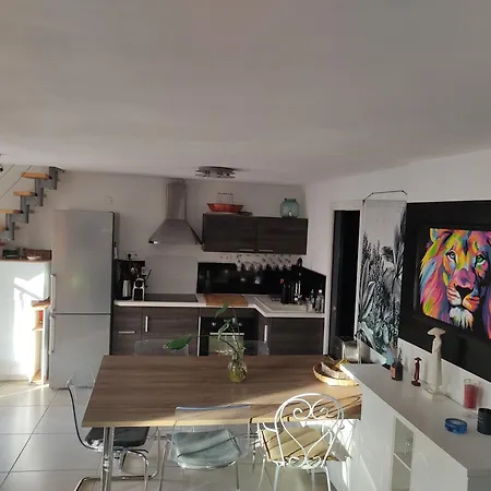 Nyaraló Maison En Centre Au Calme *